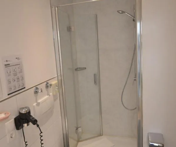 Отель Aktivhotel Alter Kaiser 3*